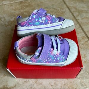 See Kai Run Stevie II INF in Lavender/Woodland Size 5.5
